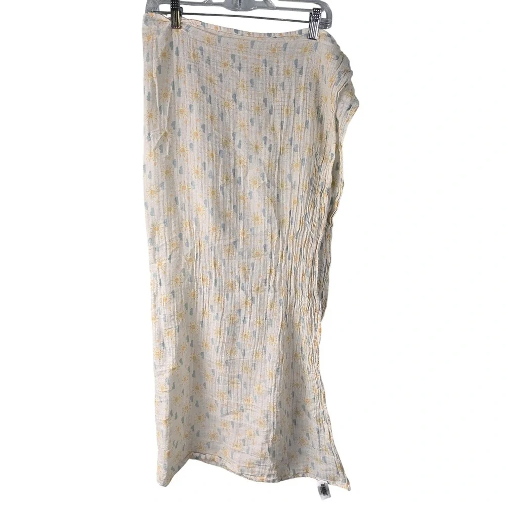 Walgreens Sun and Cloud Cotton Muslin Baby‎ Swaddle Blanket White Yellow Blue